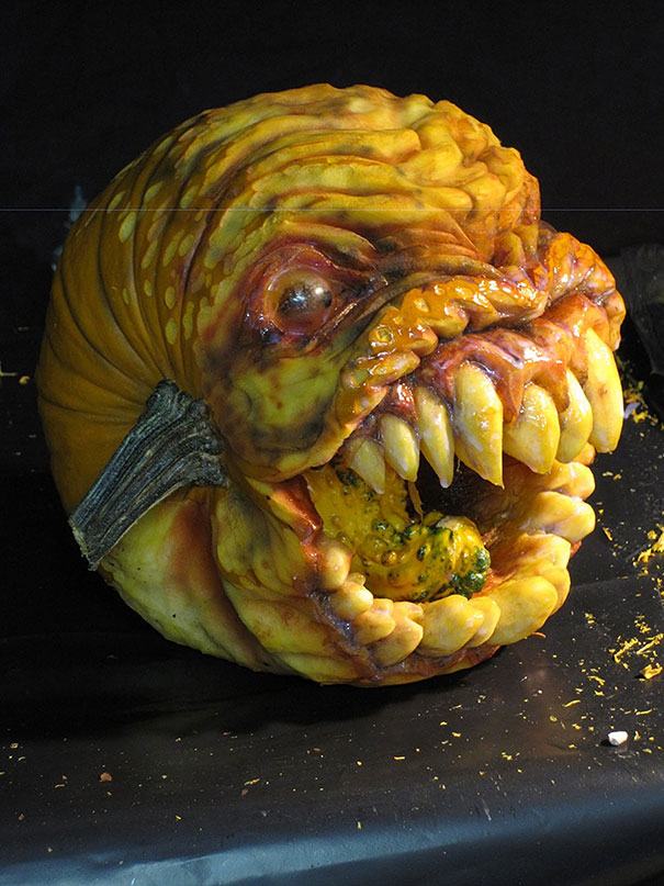 creepy-pumpkin-carvings-jon-neill-7